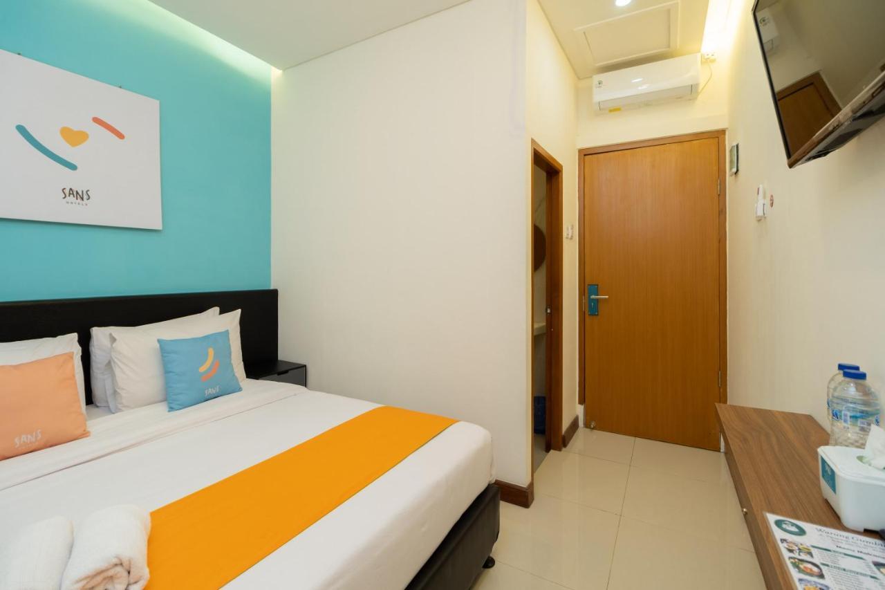 Sans Hotel Suryakencana بوكور المظهر الخارجي الصورة